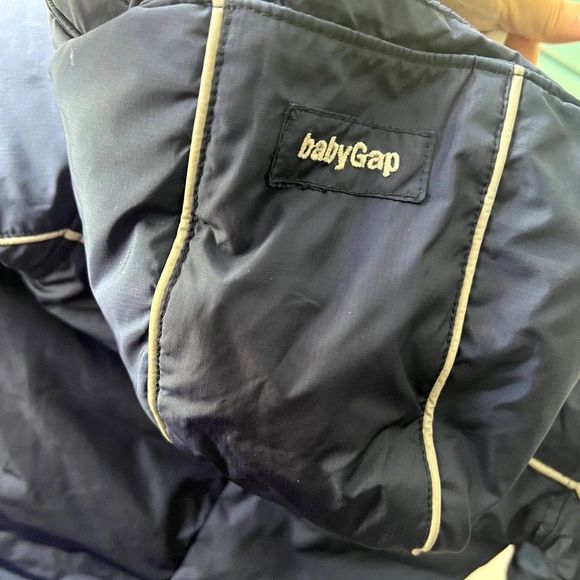 Baby Gap Snowsuit 6-12 months - Picture 3 of 4